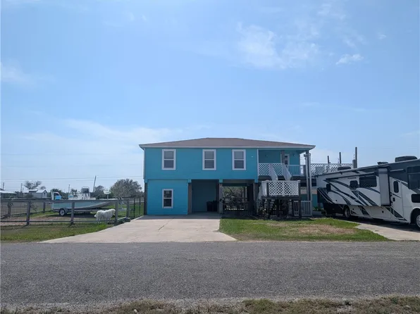 70 W Castle Oak, Rockport, TX 78382