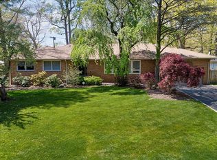 215 Crestwood Dr, South Orange, NJ 07079