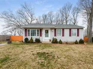 42 Wesleyan Ave, Coventry, RI 02816