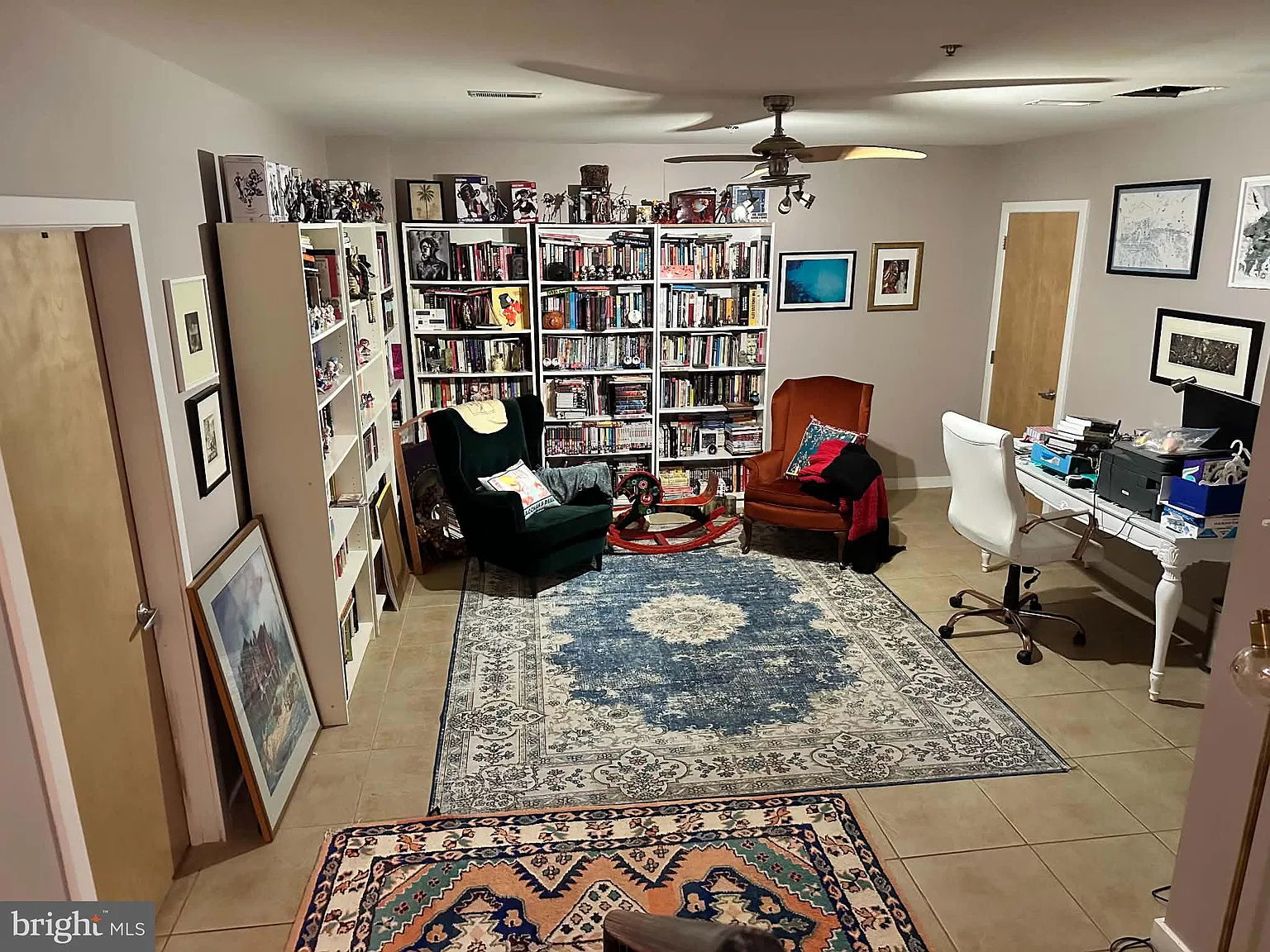 2 bed, 2.5 bath, 2202 sqft, $3,200 — Photo 2