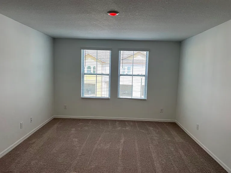 815 Longboat Dr — Photo 12