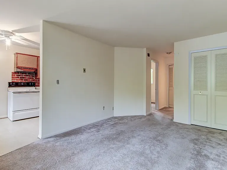 34630 Glenwood Rd — Photo 15