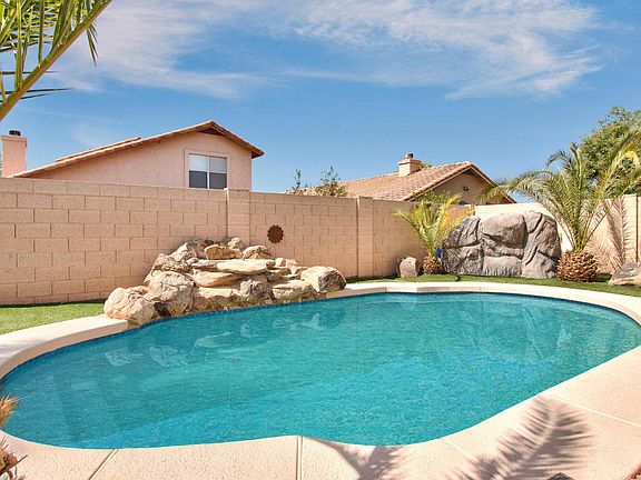 2nd image of 2911 E Muirwood Dr