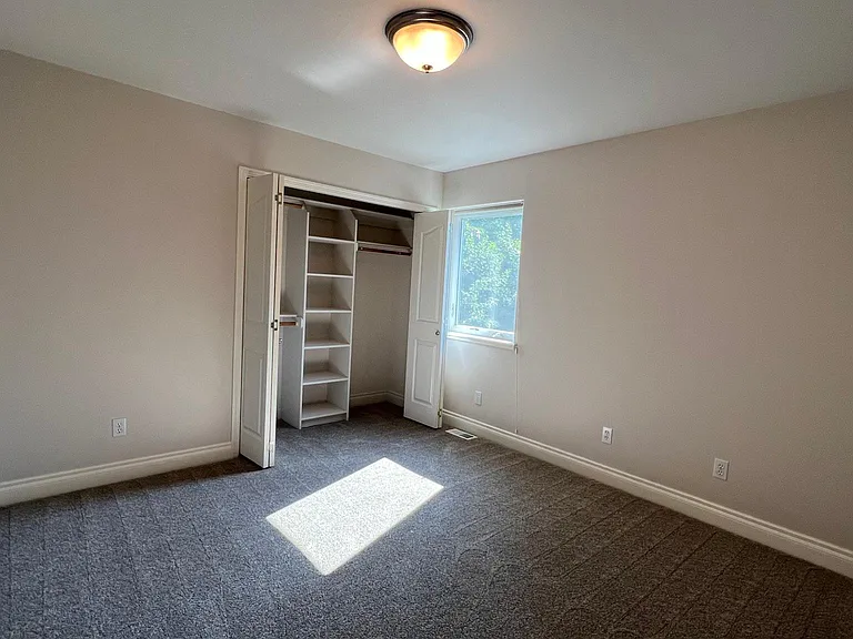 16107 Grand Bluff Cir — Photo 18