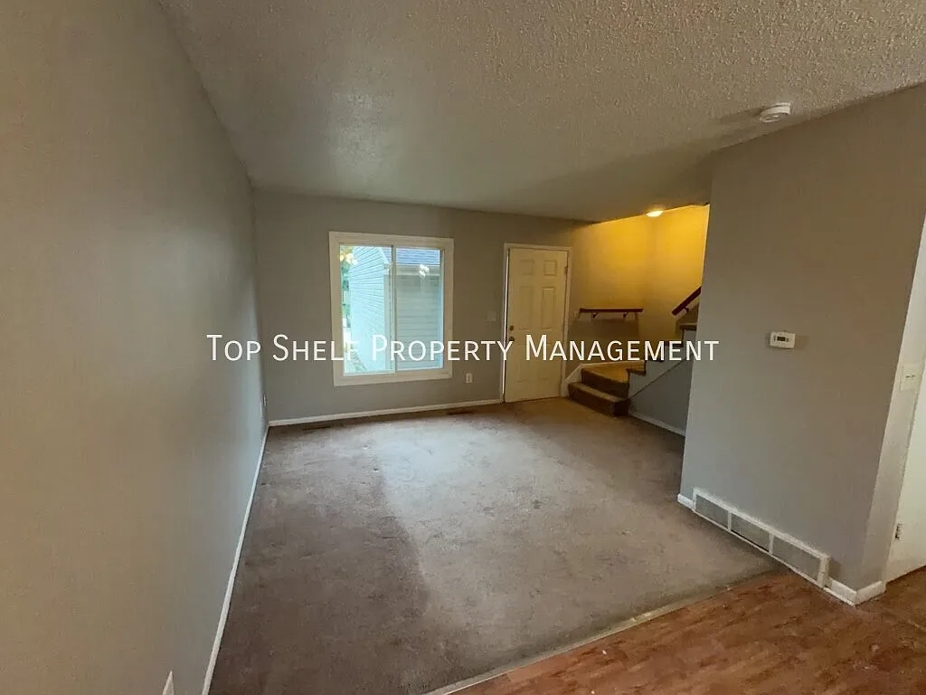 2 bed, 822 sqft, $1,095 — Photo 4