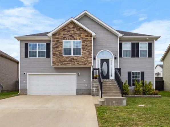 1391 Freedom Dr, Clarksville, TN 37042