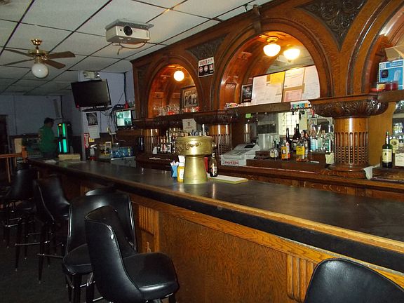 2nd image of 5014 Curtis Ave