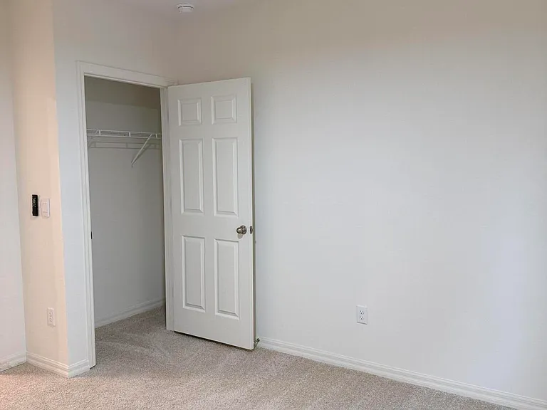4984 Amasa Cir — Photo 11