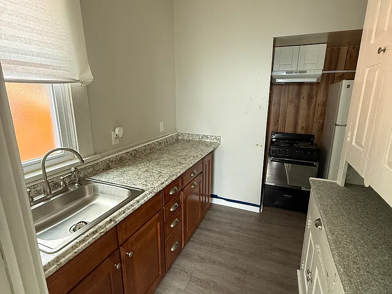 264 W Main St #2 — Photo 7