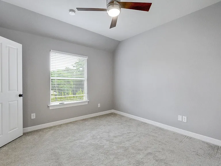 40 Lovegrass Ln — Photo 18