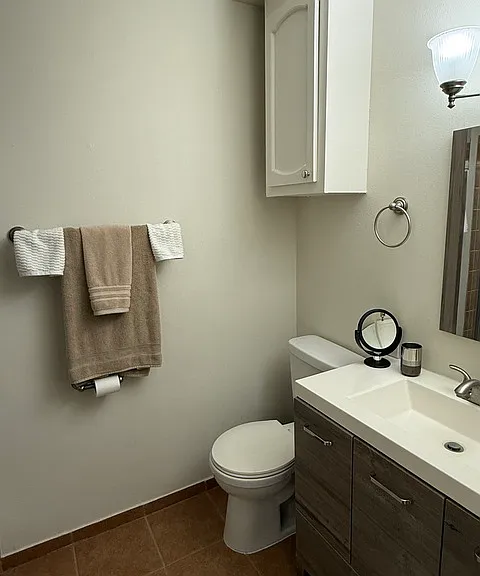 7711 Broadway #4B — Photo 6