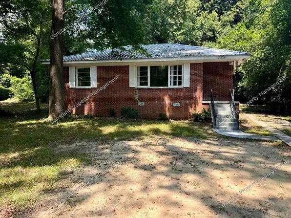 2124 Bayswater Rd, Macon, GA 31211