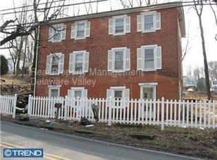 820 Aston Mills Rd, Aston, PA 19014