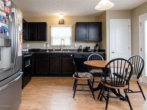 3rd image of 7801 Wood Duck Way