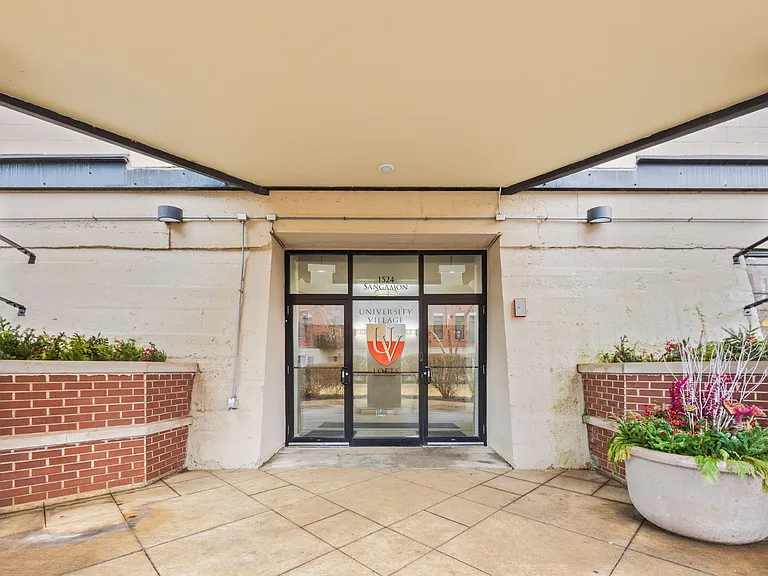 1524 S Sangamon St #709 — Photo 43