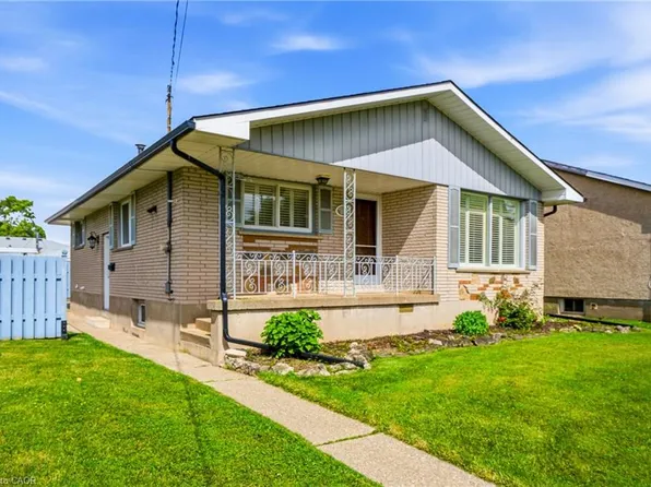 160 Classic Ave, Welland, ON L3B 1P7