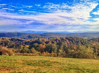 4949 Eagle Pointe Dr, Kingsport, TN 37664