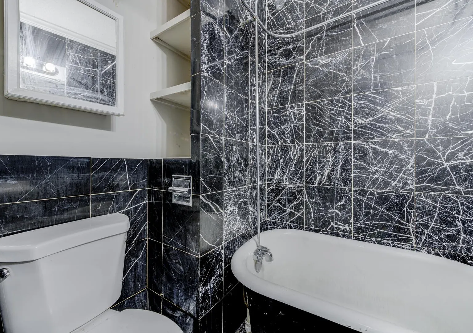 9716 Jacobi Ave — Photo 3
