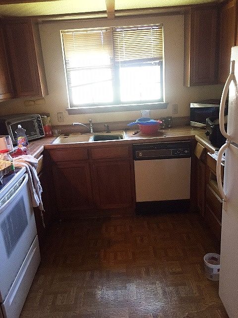 2nd image of 10821 E 14th Ct S