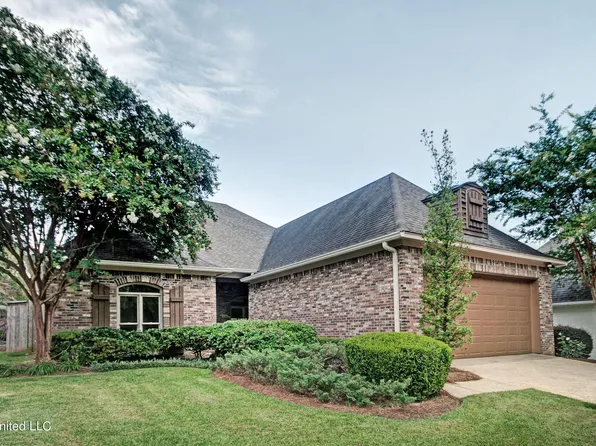 114 Harbortowne Rd, Ridgeland, MS 39157