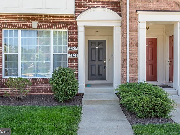 3rd image of 6265 Aster Haven Cir #18