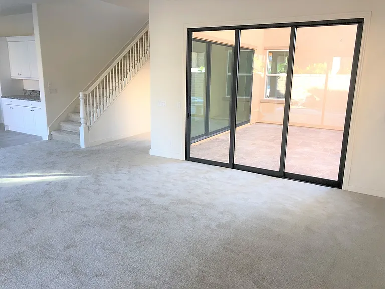 29 Caspian — Photo 7