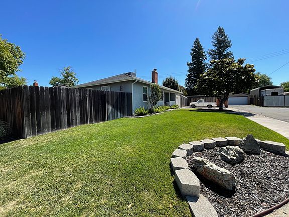 Large corner lot