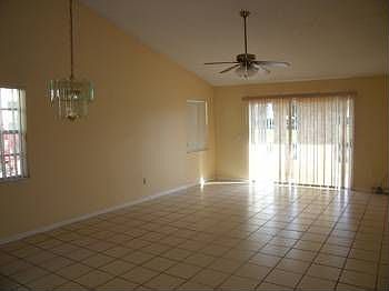 2nd image of 1834 Edgewater Dr