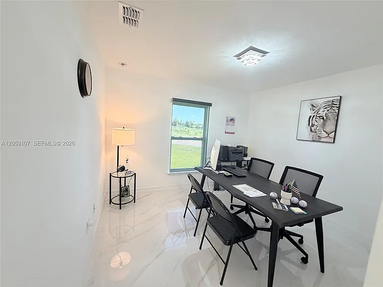 700 Connecticut Ln — Photo 24