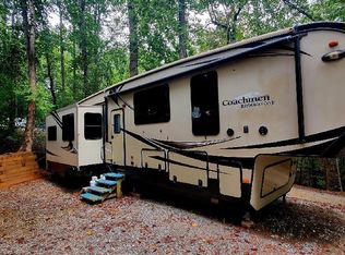 157 15th St, Ellijay, GA 30540