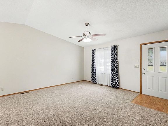 3rd image of 5418 S Market St