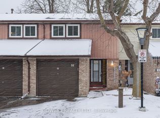 222 Pearson St #64, Oshawa, ON L1G 7C6