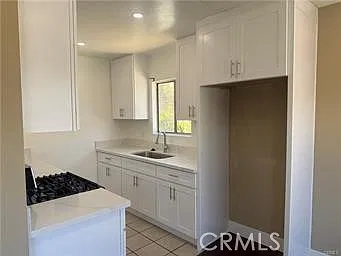 600 E Acacia Ave — Photo 2