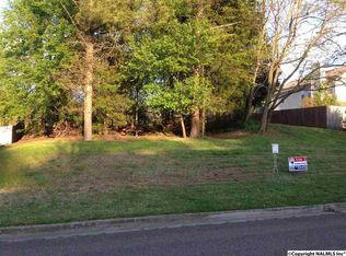 402 Barrington Hills Dr, Madison, AL 35758