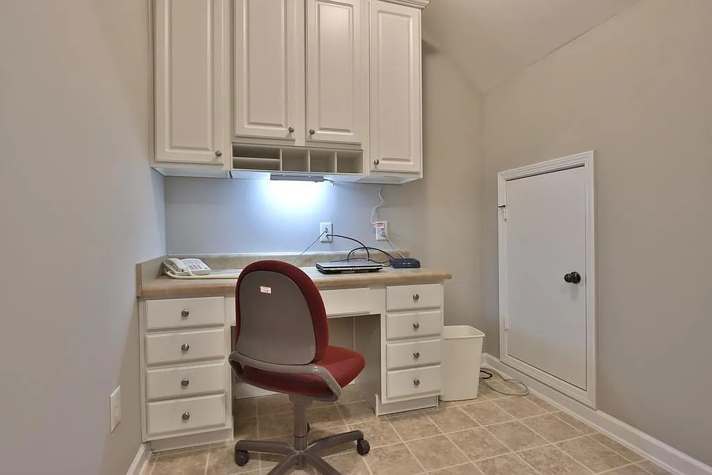 Building Photo - 501 Grove Field Ct