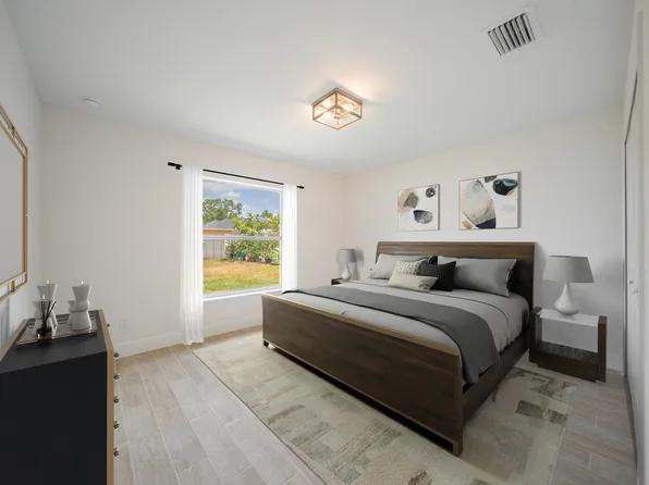 5947 NW Center Street, Port St Lucie, FL 34986