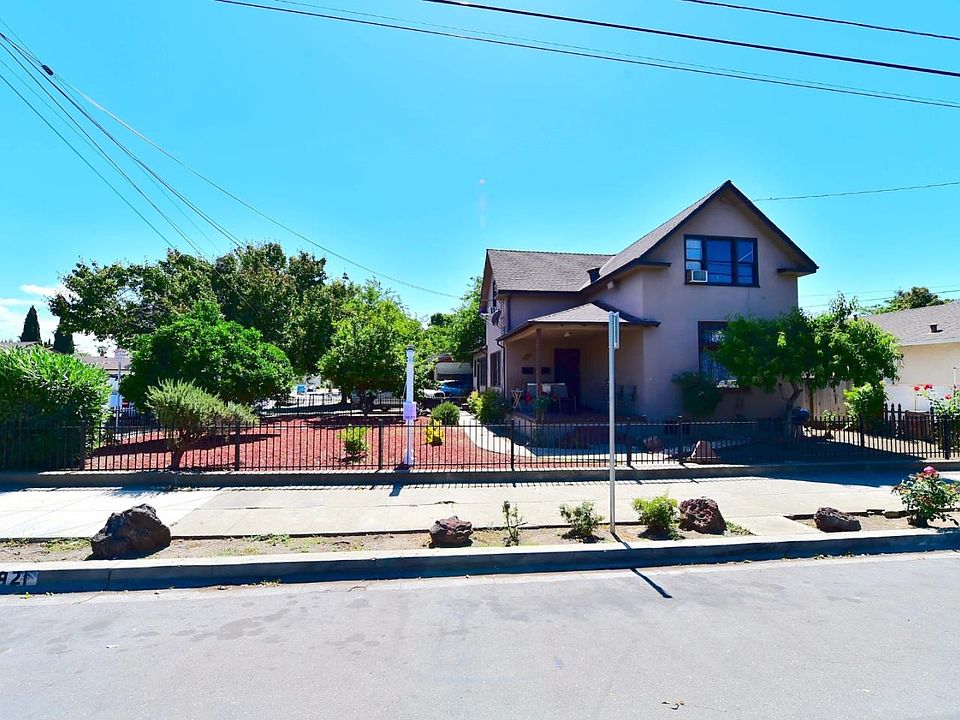 1st image of 921 Palm St #921