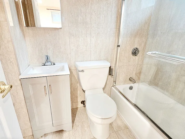 69 Babcock St #18 — Photo 8