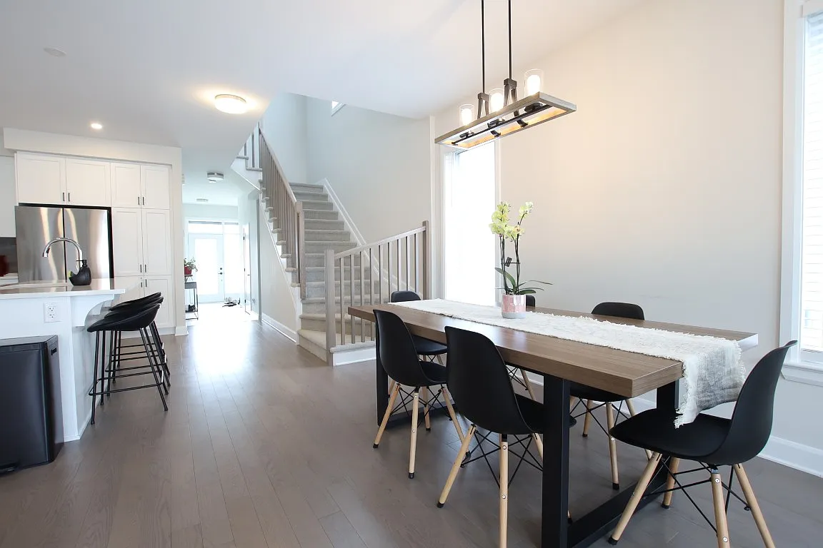 1535 Quarry Street — Photo 3