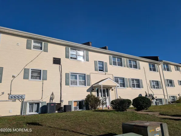 216 Sawmill Rd, Brick, NJ 08724