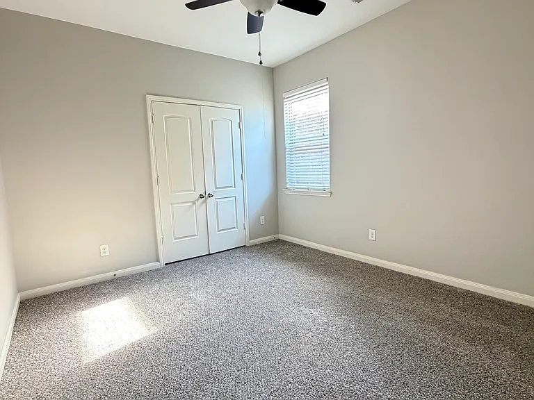 2134 Redbud Dr — Photo 15