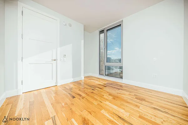 Rented by Nooklyn NYC LLC | media 40