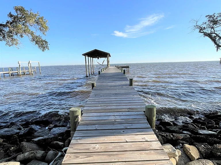 Private Dock and Boat Lift
