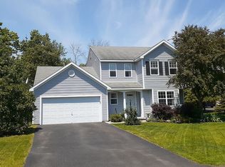 33 Falcon Chase, Rensselaer, NY 12144