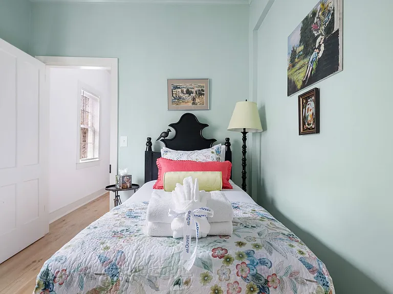 21 Savage St — Photo 37