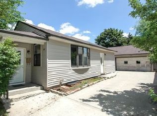 307 N Melrose Ave, Elgin, IL 60123