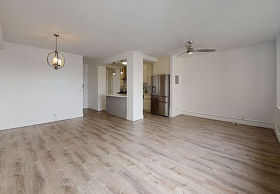 3rd image of 3 Fordham Hill Oval APT 12C