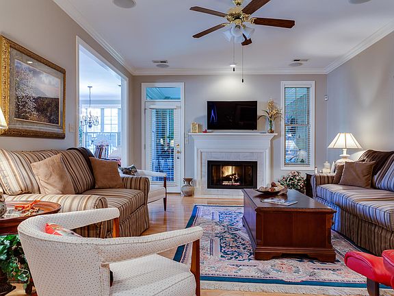 4th image of 1140 Highgrove Garden Way #25