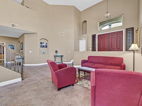 5th image of 10513 Sunblower Ave
