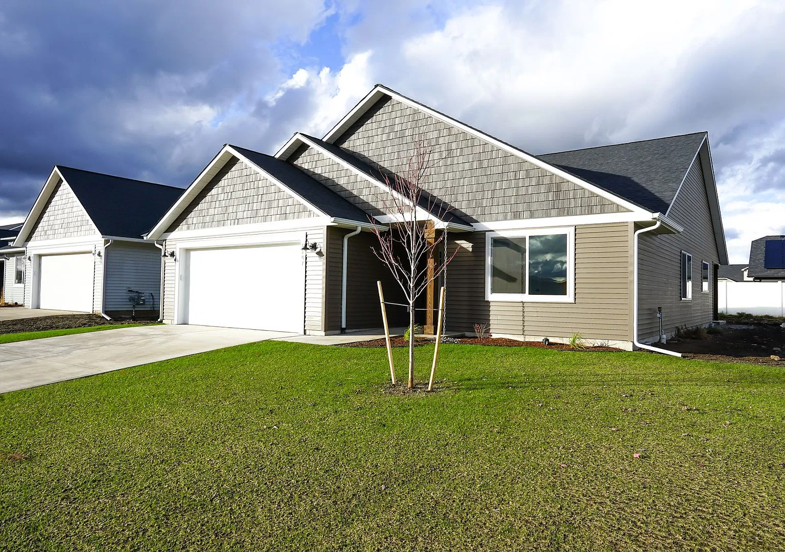 Brand New 4 Bedroom Home in Rathdrum — Photo 1